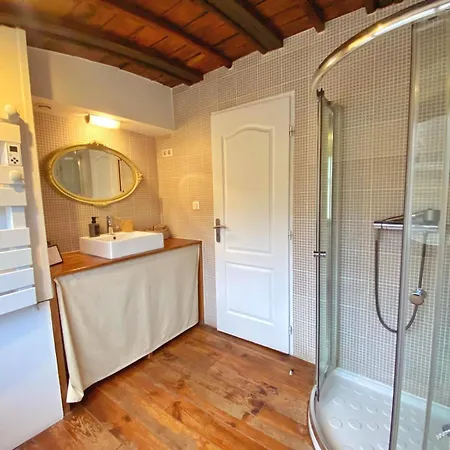 Tatil Evi Grande Peniche Climatisee Avec Terrasse - Proche Paris Puteaux