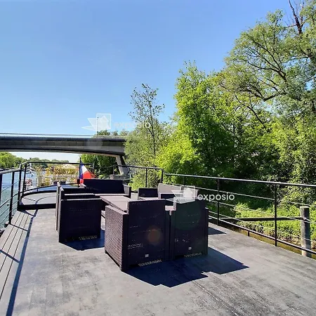 Grande Peniche Climatisee Avec Terrasse - Proche Paris Puteaux